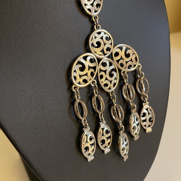 Necklace - Picture 4 of 12